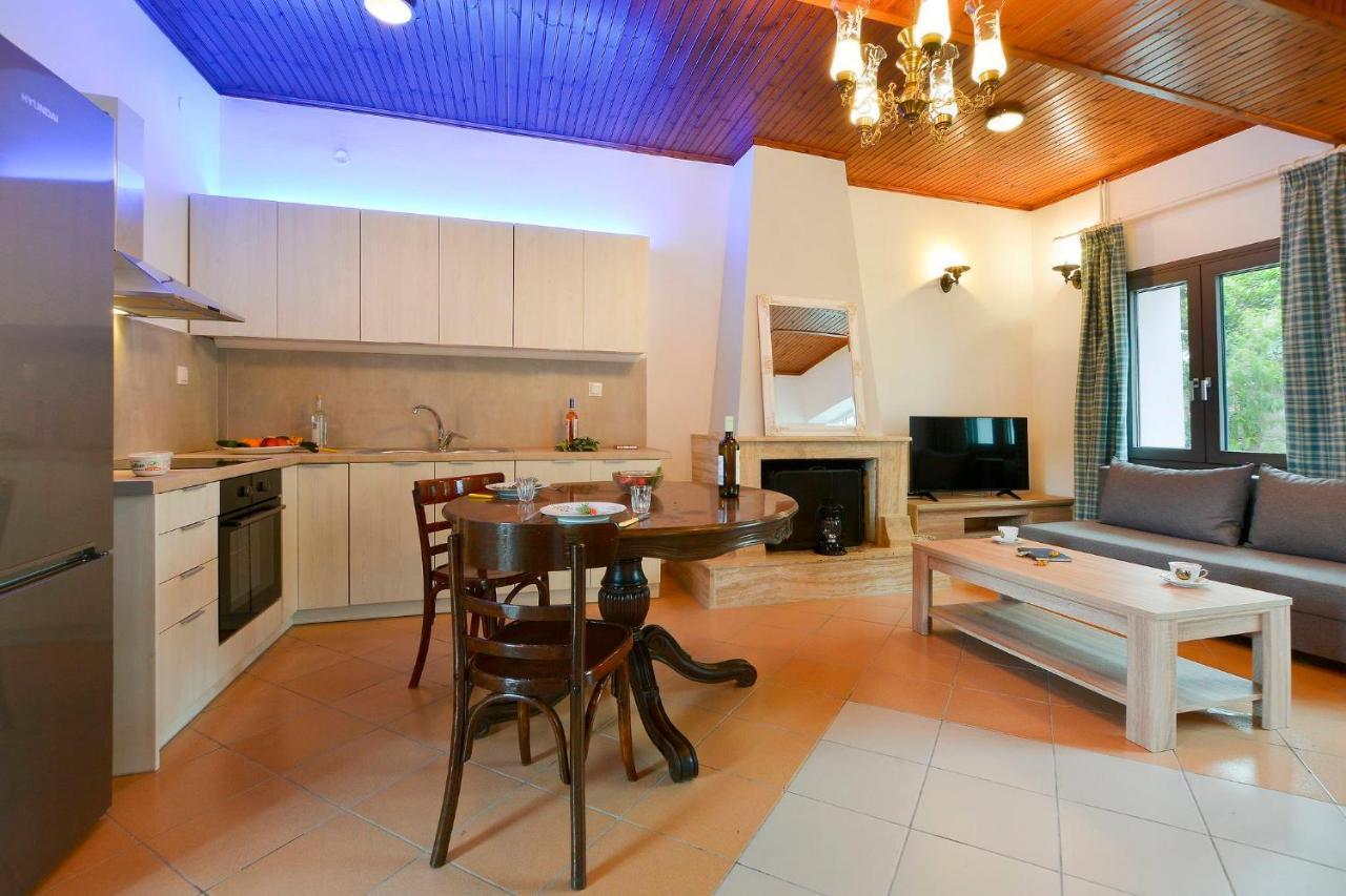 Balukas House Villa Dragotiná Eksteriør bilde